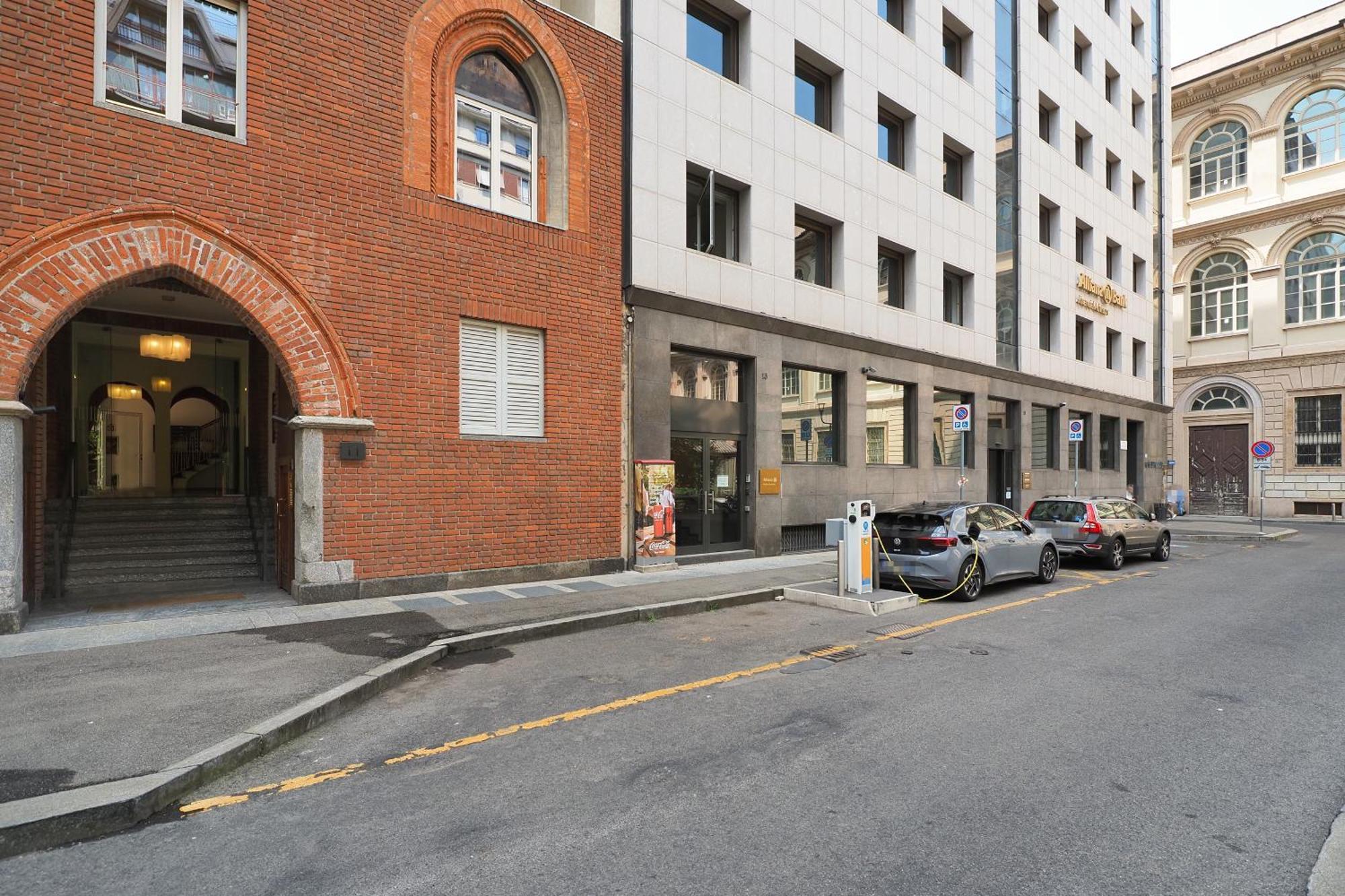 Missori Luxury Apartments Milán Exterior foto
